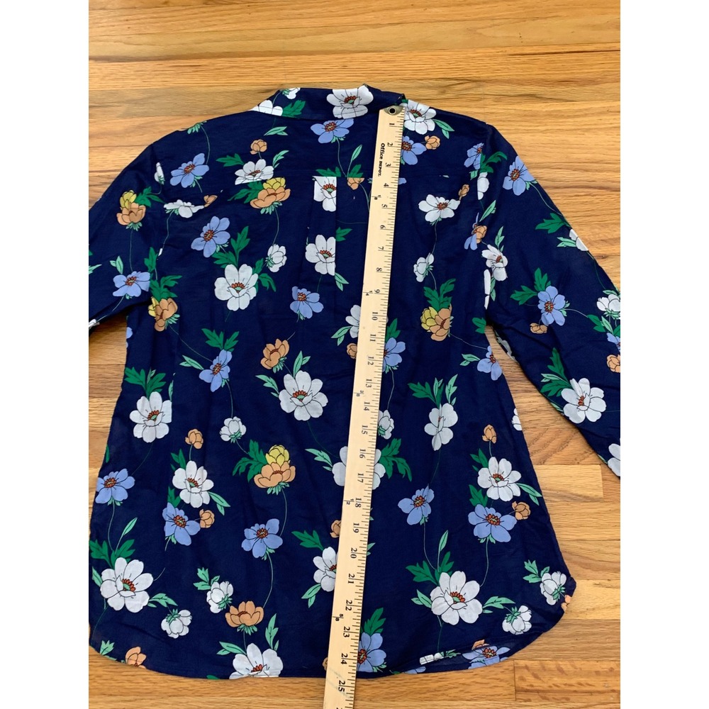 Talbots Petite Navy Blue Floral 100% Cotton Button Down Shirt Blouse - Picture 6 of 9
